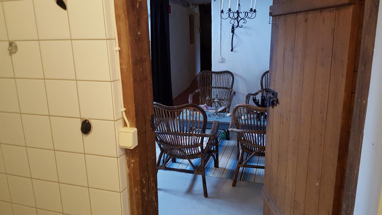 Mora Vandrarhem Och Gaesthem Vinäs Kültér fotó