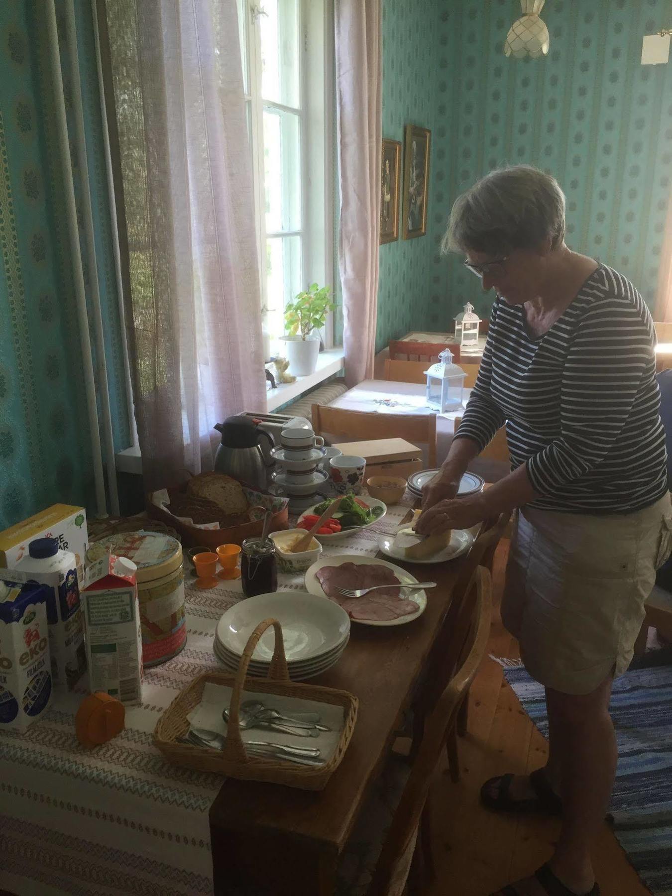 Mora Vandrarhem Och Gaesthem Vinäs Kültér fotó